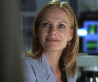 Replay Les experts - S03 E10 - Mort à l'arrivée