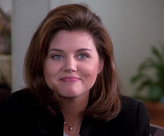 Replay Beverly Hills, 90210 - S05 E24 - Un monde irréel