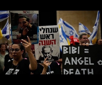 Replay Manifestation à l'aéroport Ben Gourion contre Netanyahu avant sa visite aux États-Unis