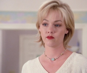 Replay Beverly Hills, 90210 - S05 E11 - Réminiscence de haine