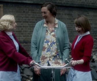 Replay Call the midwife - S1 E2 - Bienvenue Chummy