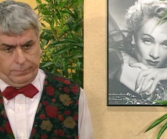 Replay Le miel et les abeilles - S02 E42 - L'examen de passage