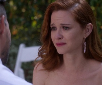 Replay Grey's anatomy - S14 E24 - 3 Mariages pour le prix d'un
