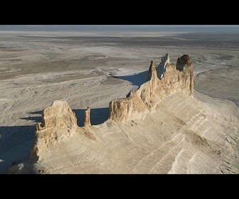 Replay Grand Canyon kazakh et grottes sacrées – explorez la beauté brute de Mangystau