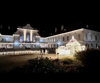 Replay En Hongrie, une promenade lumineuse fait découvrir le jardin de l'impératrice Sissi