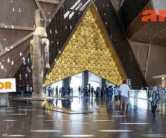 Replay En Egypte, un nouveau musée consacré aux trésors de l'époque des Pharaons. - ARTE Journal Junior du lundi