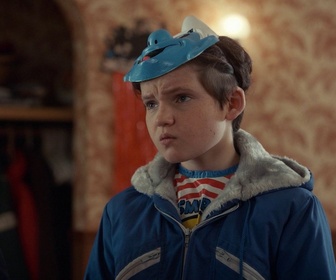 Replay Son of a critch - S01 E06