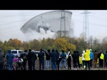 Replay Sortie du nucléaire : l'Allemagne détruit les tours de la centrale de Gundremmingen