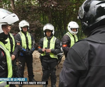 Replay Enquête d'action - Course-poursuite et flagrant délit : les motards de la police au défi ! (2/2)