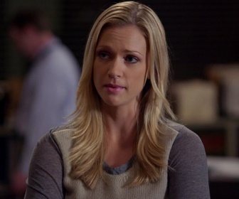 Replay Esprits criminels - S07 E08 - Hope