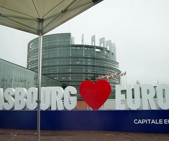 Replay Les navettes du Parlement européen - ARTE Regards