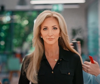 Replay Sexe et pouvoir - Naked