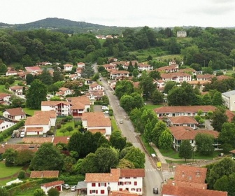 Replay 90' Enquêtes - Chauffards et fêtards : été brûlant pour les gendarmes du Pays Basque