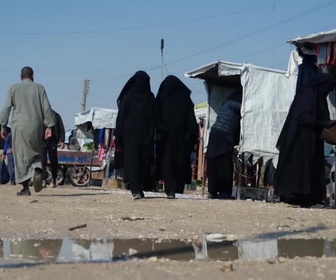 Replay Focus - En Syrie, la dure réintégration des femmes du groupe État islamique