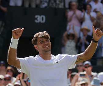 Replay Wimbledon : Flavio Cobolli surclasse Alex De Minaur et file en quarts