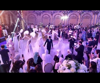 Replay Dans un mariage ouzbek : traditions, famille et débuts de la vie à deux