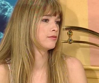 Replay Hélène et les garçons - S04 E09 - Récidive