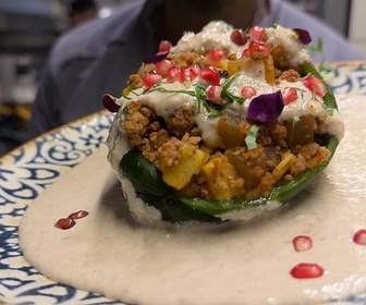 Replay Mexique : le chile en nogada - Voyage en cuisine