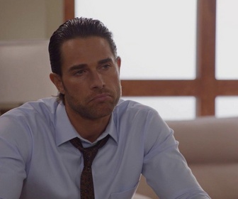 Replay Les trois visages d'Ana - S01 E84