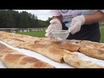 Replay Le village croate de Jaškovo établit un nouveau record Guinness avec un strudel de 3 136 mètres
