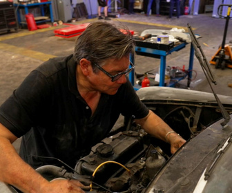 Replay Top Mecanic : 5 jours pour restaurer une épave - S6E4 - Jour 4 - La revanche des titans : Aurélien vs Nicolas