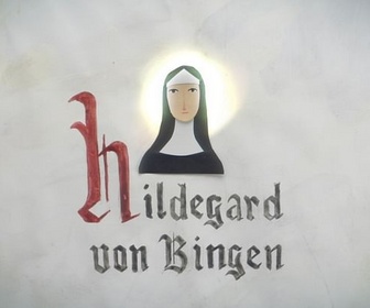 Replay Karambolage - Hildegard de Bingen