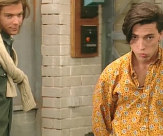 Replay Hélène et les garçons - S04 E07 - Tendresse