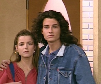 Replay Hélène et les garçons - S01 E34 - Une nouvelle vie