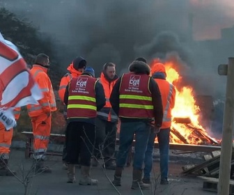 Replay Retraite : en France et ailleurs - Les irréductibles de la grève : les raffineurs du Havre