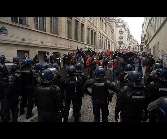 Replay No comment : des étudiants propalestiniens manifestent à la Sorbonne