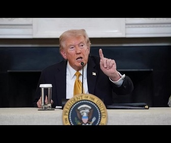 Replay Donald Trump rompt les négociations commerciales avec le Canada, après la diffusion d'une...