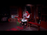 Replay Depuis la Laponie, le Père Noël se prépare à distribuer des cadeaux dans le monde entier