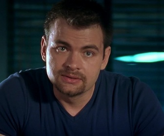 Replay Central nuit - S02 E05 - Piège à flics