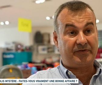 Replay Un jour, un doc - Colis mystère : faites-vous vraiment une bonne affaire ?