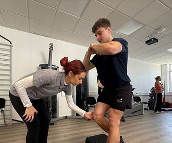 Replay Arthrose : vers de nouvelles thérapies - ARTE Regards