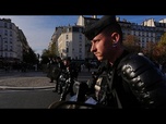 Replay Gaz lacrymogènes et feux d'artifice lors de la manifestation étudiante qui dégénère à Paris