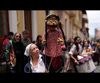 Replay Des artistes à Bogotá protestent contre les coupes dans la culture