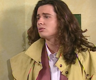 Replay Hélène et les garçons - S07 E02 - Relookage