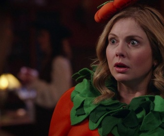 Replay Ghosts : Fantômes à la maison - S03 E04 - Halloween 3 : L'invitée qui ne voulait pas partir