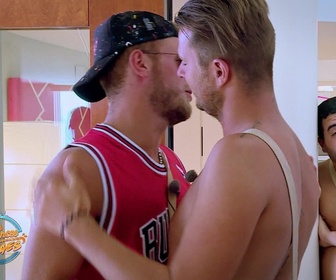Replay Les vacances des anges - S02 E51