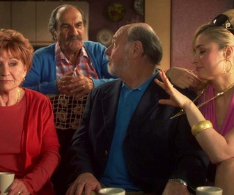 Replay Scènes de ménages 6h00 13/01/26