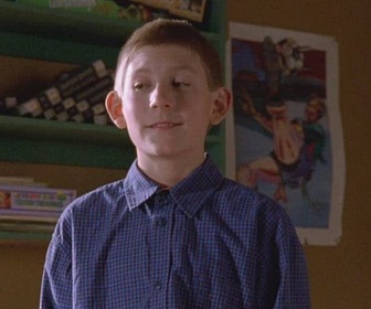 Replay Malcolm - L'invasion de l'abeille tueuse