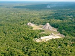 Replay Le mystère des Mayas : des origines à la chute - S1E4 - Les Mayas ont ils survécu à leur chute ?