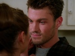 Replay Beverly Hills, 90210 - S09 E19 - Le lutin