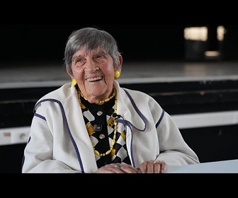 Replay Mémoire de la Shoah : à 101 ans, Ginette Kolinka témoigne sans relâche au sein des écoles