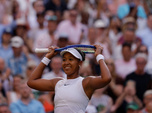 Replay Wimbledon : Naomi Osaka s'offre la numéro un mondiale Aryna Sabalenka en deux sets