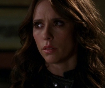 Replay Ghost whisperer - S05 E17 - Sur la pente glissante