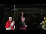Replay Semaine sainte : au Colisée, le premier chemin de croix du pape Léon XIV