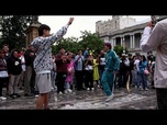 Replay Mexique : les duels d'aura transforment un mème viral en concours en public