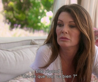 Replay Les real housewives de Beverly Hills - S9 E4 - Tempête sous les tropiques